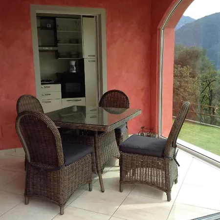 Mit Terrasse Und Tollem See- Und Bergblick Apartment *