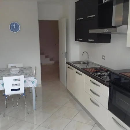 Mit Terrasse Und Tollem See- Und Bergblick * San Siro (Lombardy)